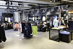 Spor Mağazası Raf Sistemi - 10