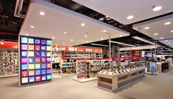 Teknoloji Mağazası Raf Sistemi - 4